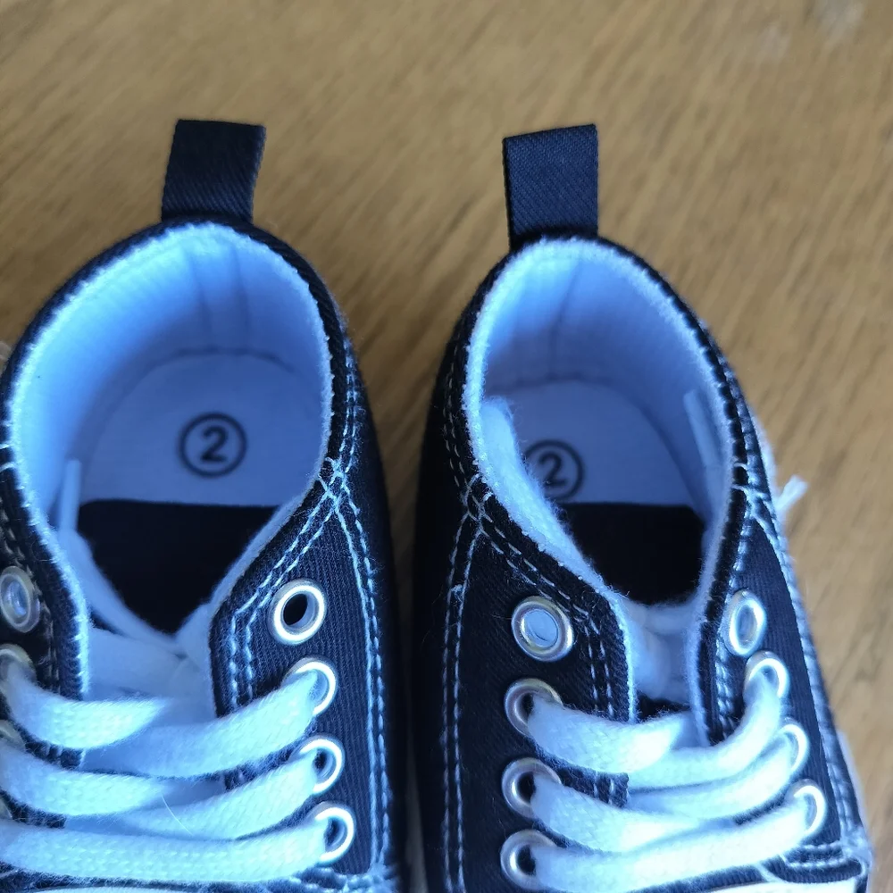 Baby Star-Patch Canvas High-Top Sneakers Black Size 2 Crib Shoes